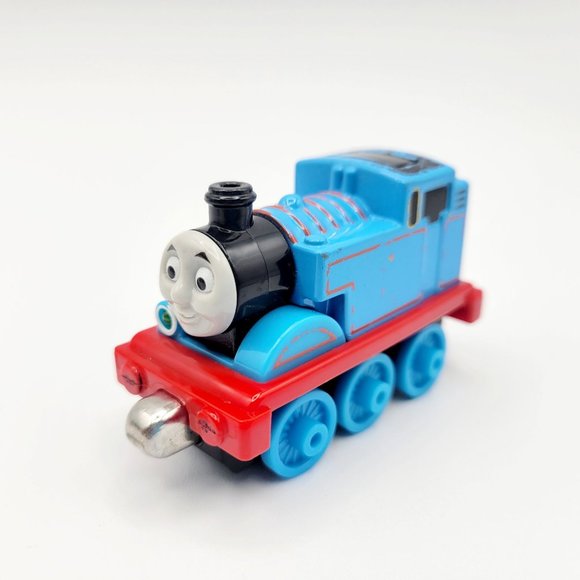 Mattel Gullane Thomas & Friends Blue & Red Thomas the Train with Sounds 2013 - Picture 1 of 10